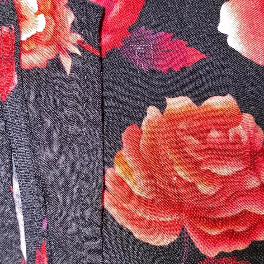 TEDDI Dresses Size 10 BLACK with Red Floral pattern Preloved - Picture 6 of 7